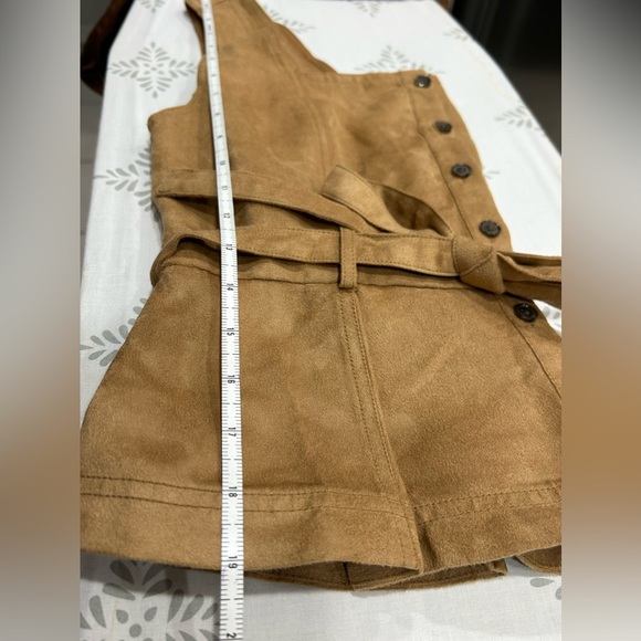 NWT Banana Republic Faux Leather Top Size Petite 2 - Picture 8 of 10